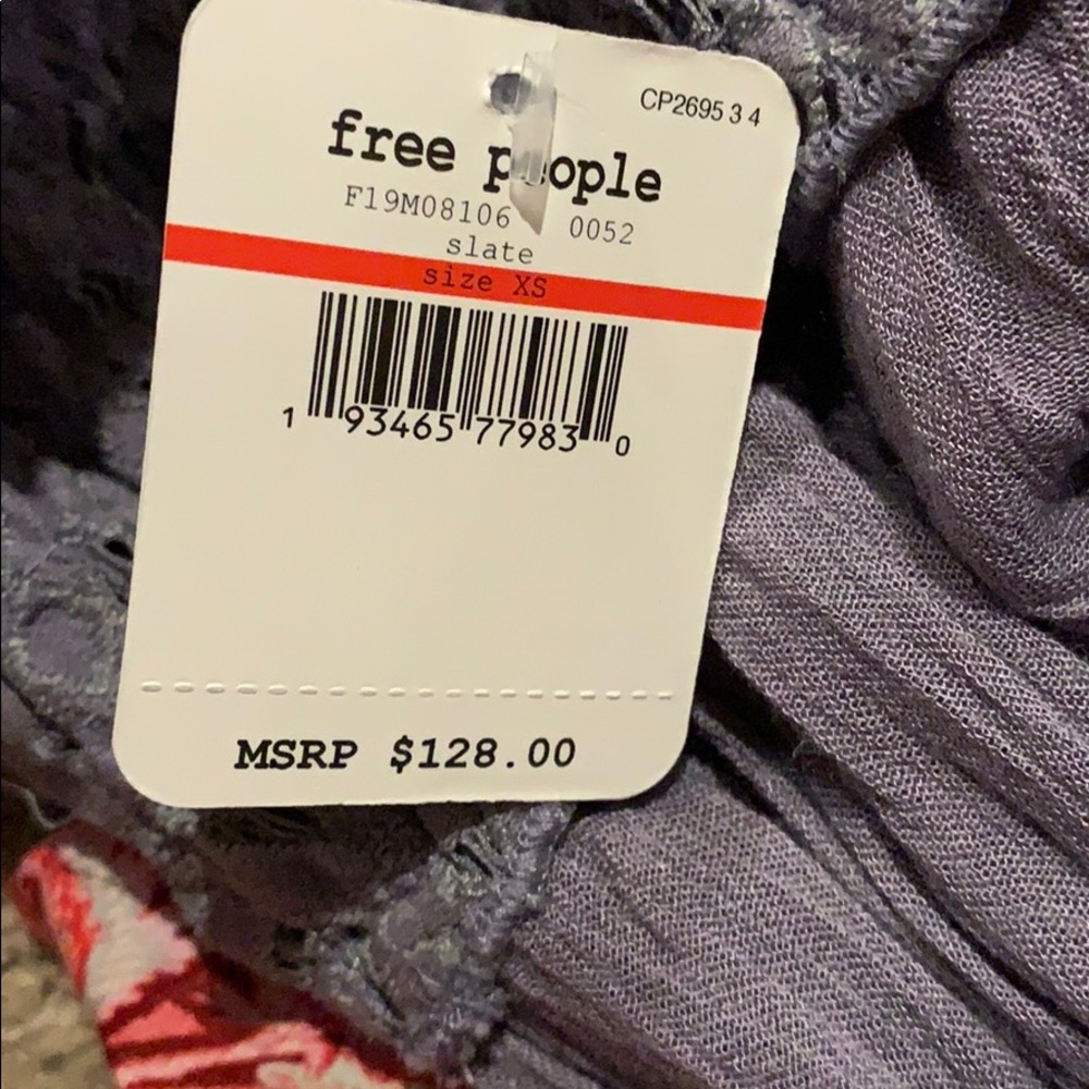 Free people - Picture 6 of 6